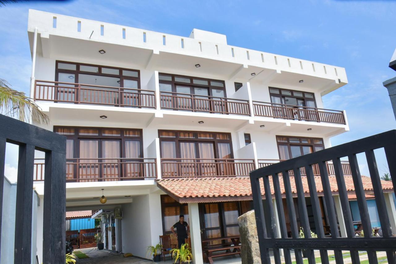 Arrow Beach Resort Galle Exterior foto